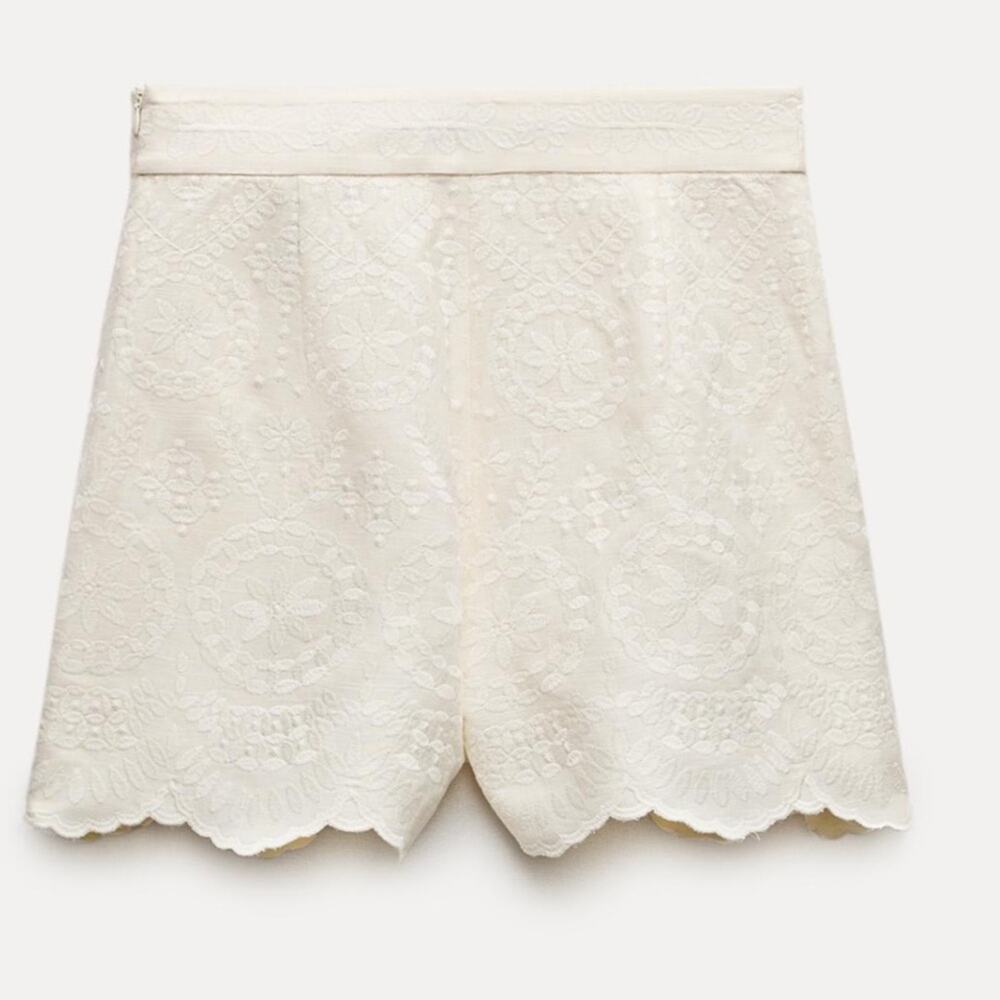 Zara Cream Lace High Waist Shorts, Medium - NWT